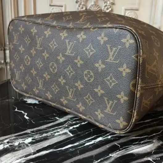 Neverfull Louis Vuitton Bag 0323